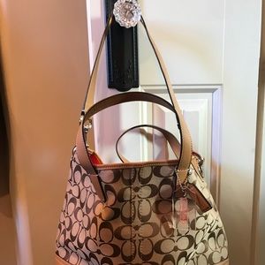 New with tags Coach Tan Shoulder Bag!